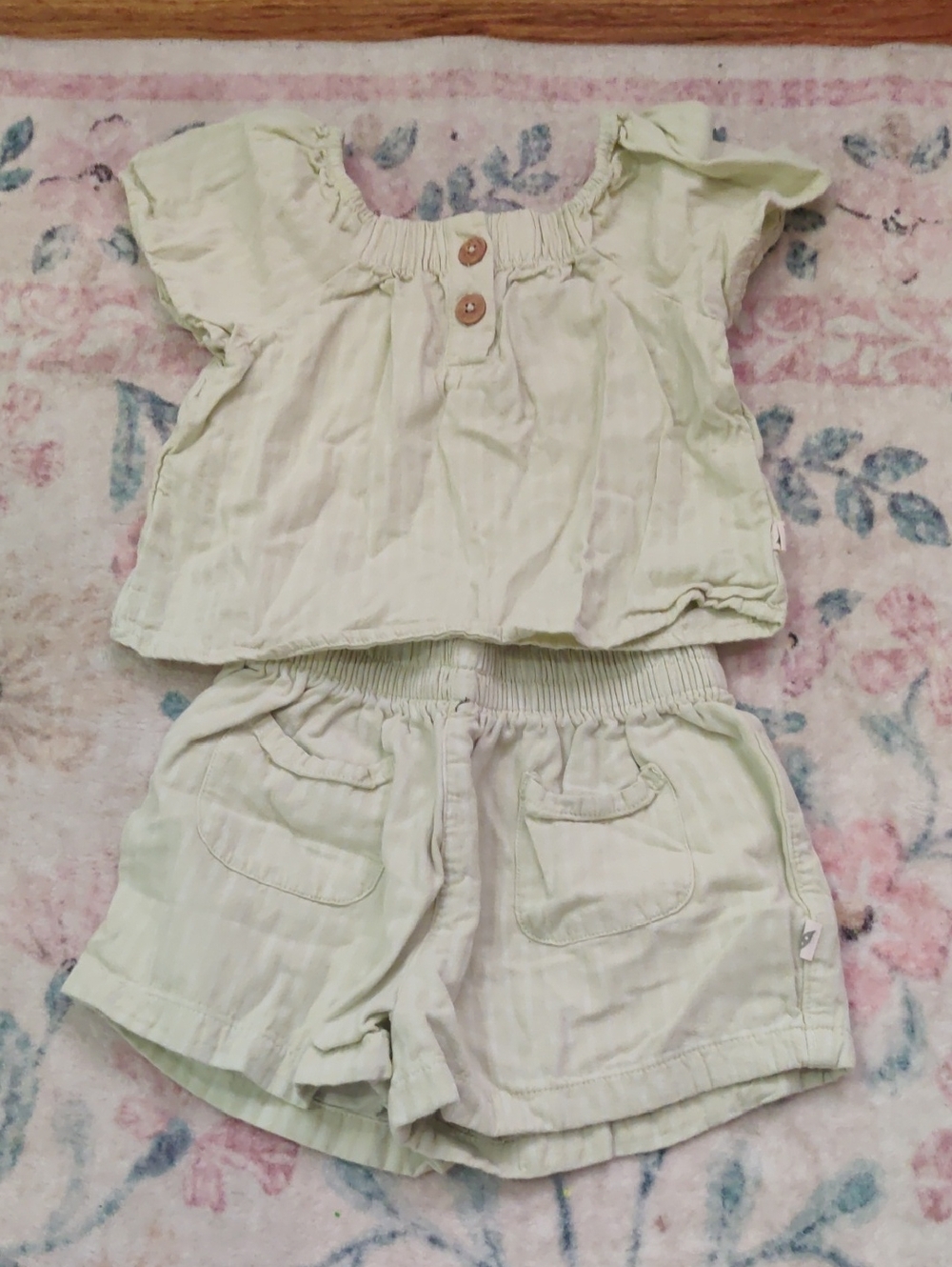 Light Green Toddler Two-Piece Top & Shorts Set